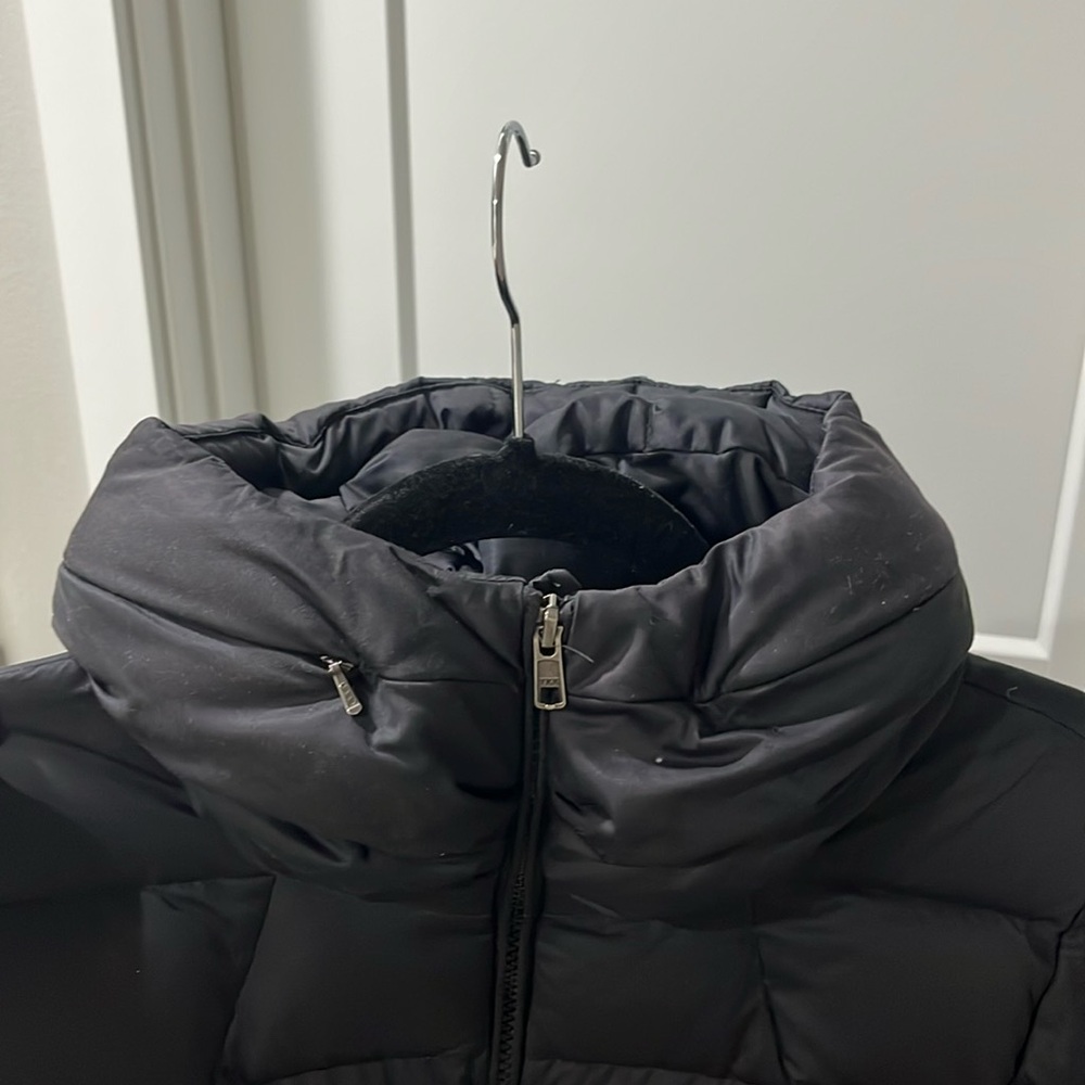 Patagonia Puffer Coat with Hood - Size Medium